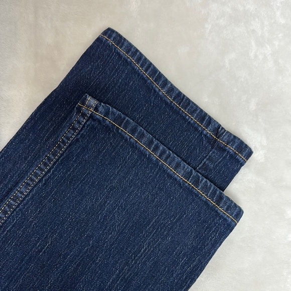 Levi's Blue Bootcut Jeans Classic Style - Picture 6 of 7